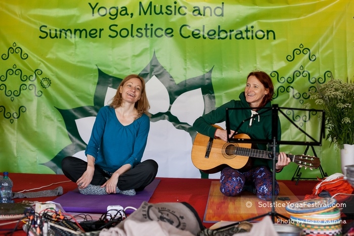 Trīs dienās uz divām skatuvēm Siguldā norisināsies Saulgriežu jogas un mūzikas festivāls (Attēls 2)
