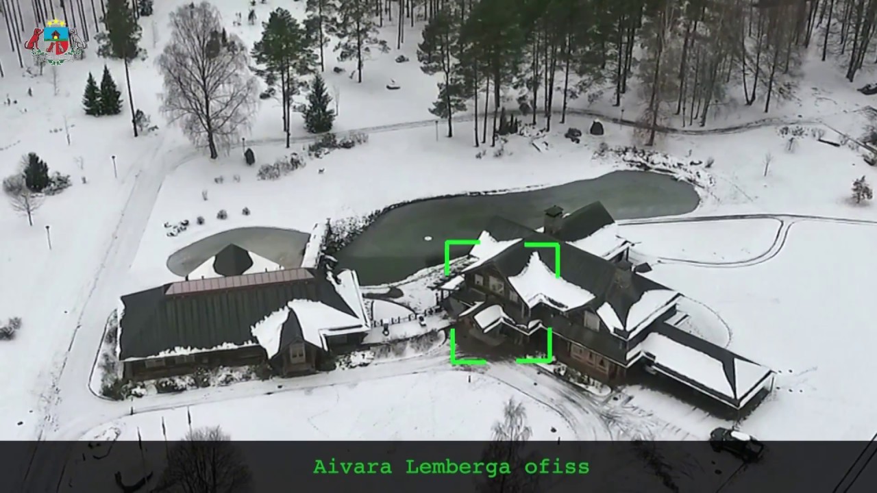 Artuss Kaimiņš no putna lidojuma izņirgājas par Lemberga pili. VIDEO (Attēls 0)
