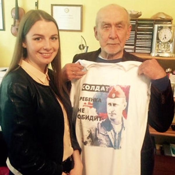 Kašķis nerimstas! Putinam mugurā krekls ar Imantu Kalniņu karavīra formā FOTO (Attēls 2)