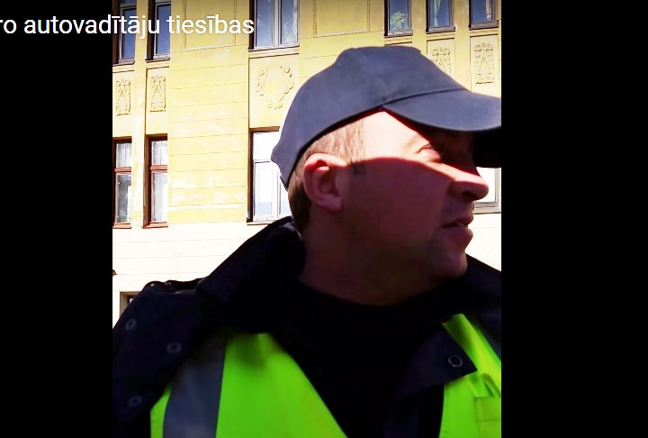 Džeriņš atmaskojis negodīgu ceļu policistu. Uzmanieties - inspektors Mareks Dagilis ir ielās! (Attēls 3)