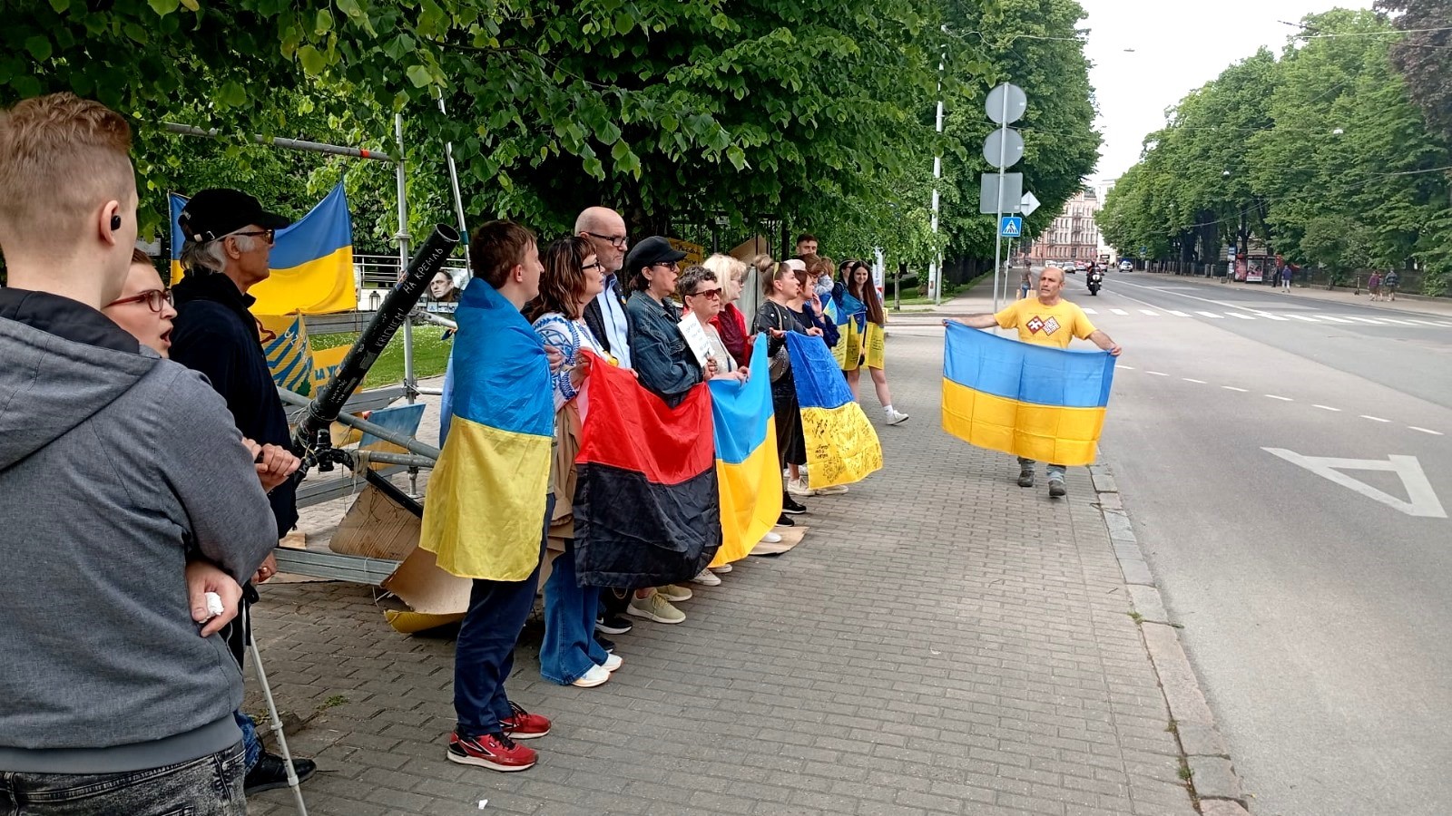 VIDEO: Dzejnieces Liānas Langas vēstījums latviešu tautai  (Attēls 0)