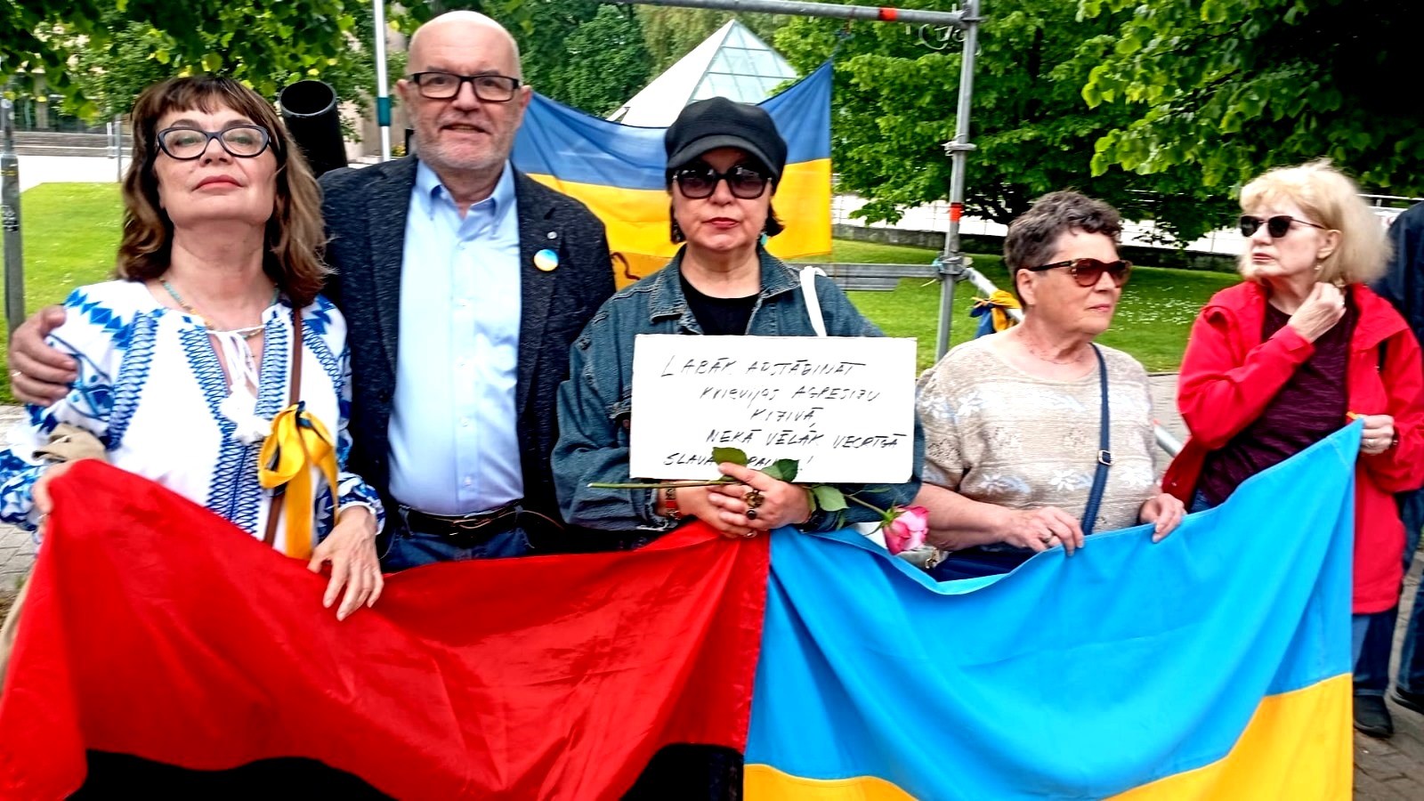 VIDEO: Dzejnieces Liānas Langas vēstījums latviešu tautai  (Attēls 1)