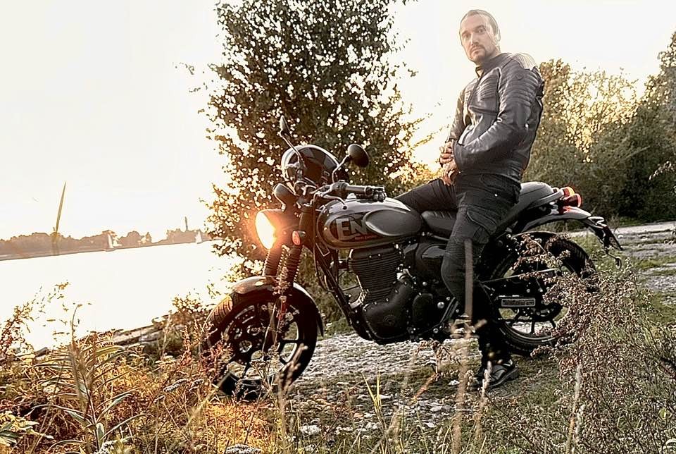 Šokējoši! Raganā un Līgatnē darbojas krimināls grupējums - pārdur riepas un vēlāk par lielu naudu uzmācas atjaunot (Attēls 3)