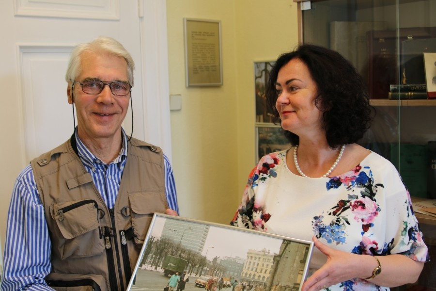 Mūžībā devies izcilais slavenību fotogrāfs, Triju Zvaigžņu ordeņa virsnieks, Latvijas 3. Atmodas personība Boriss Koļesņikovs (Attēls 3)