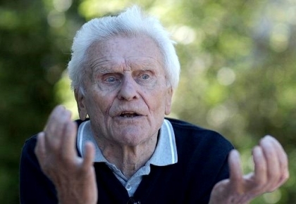 Latviešu tautu pametis Trešās Atmodas Dižgars. In Memoriam - Jānis Škapars